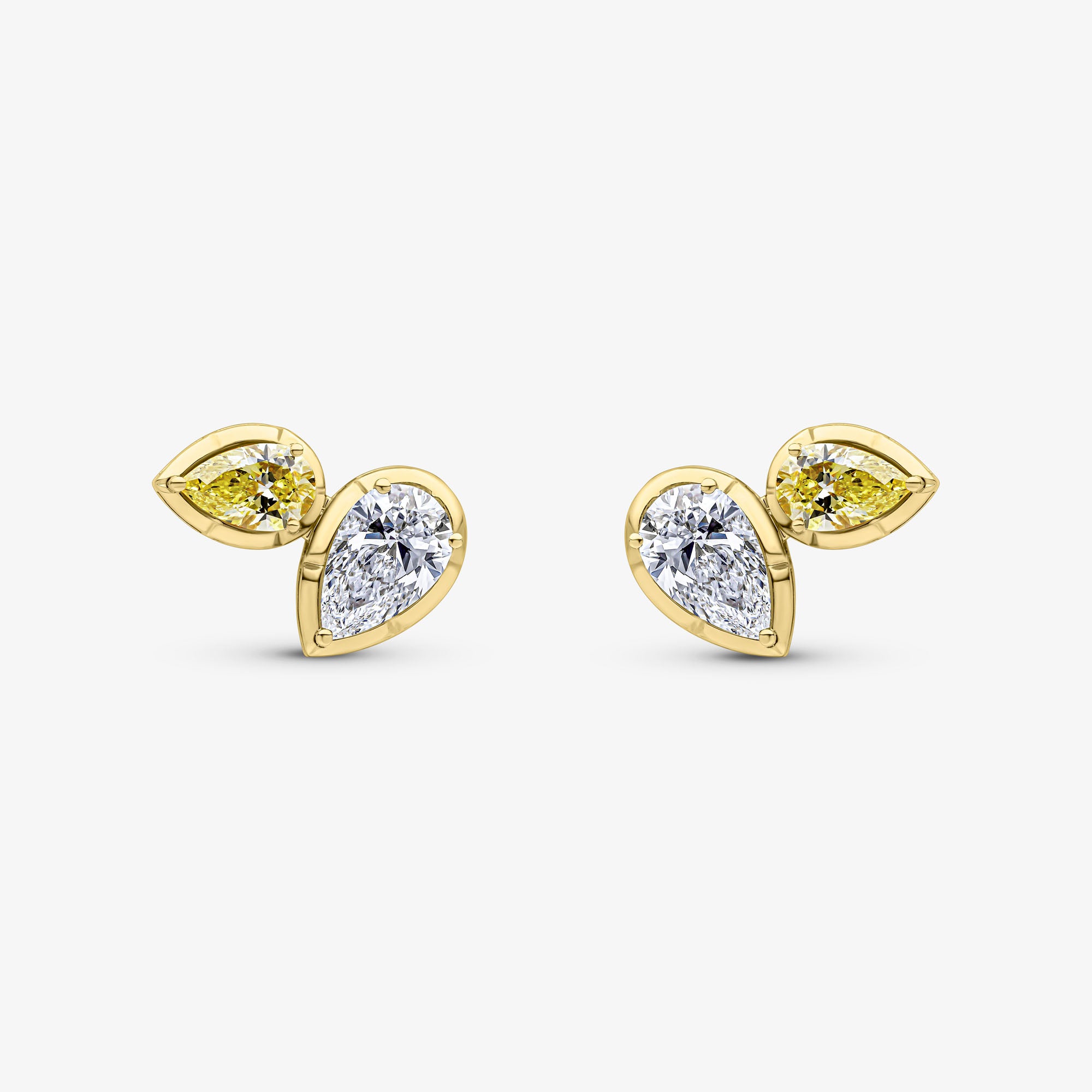 Puces d'oreilles Madison ornées de diamants jaunes et blancs