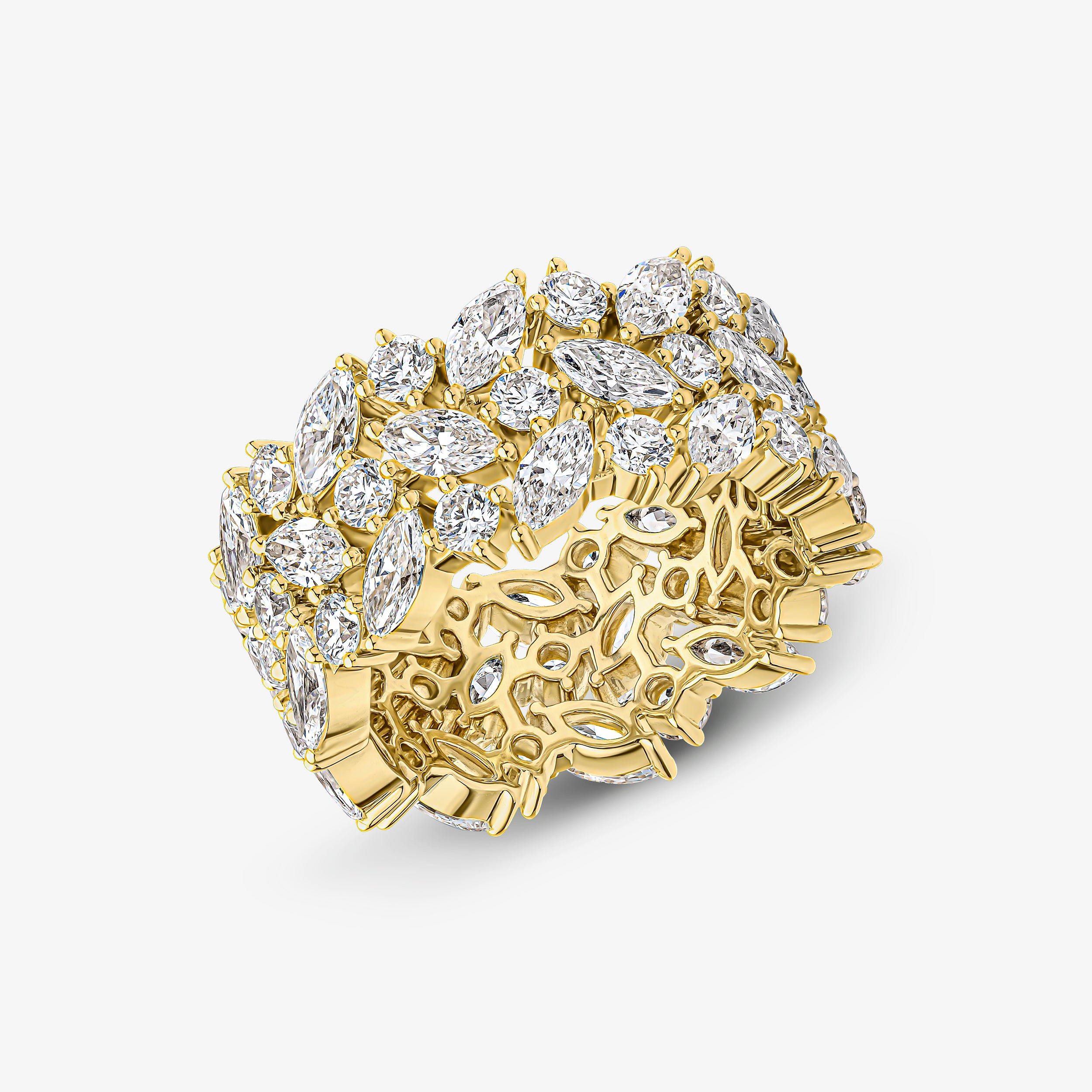 Bague éternité avec diamants taille marquise et ronds brillants