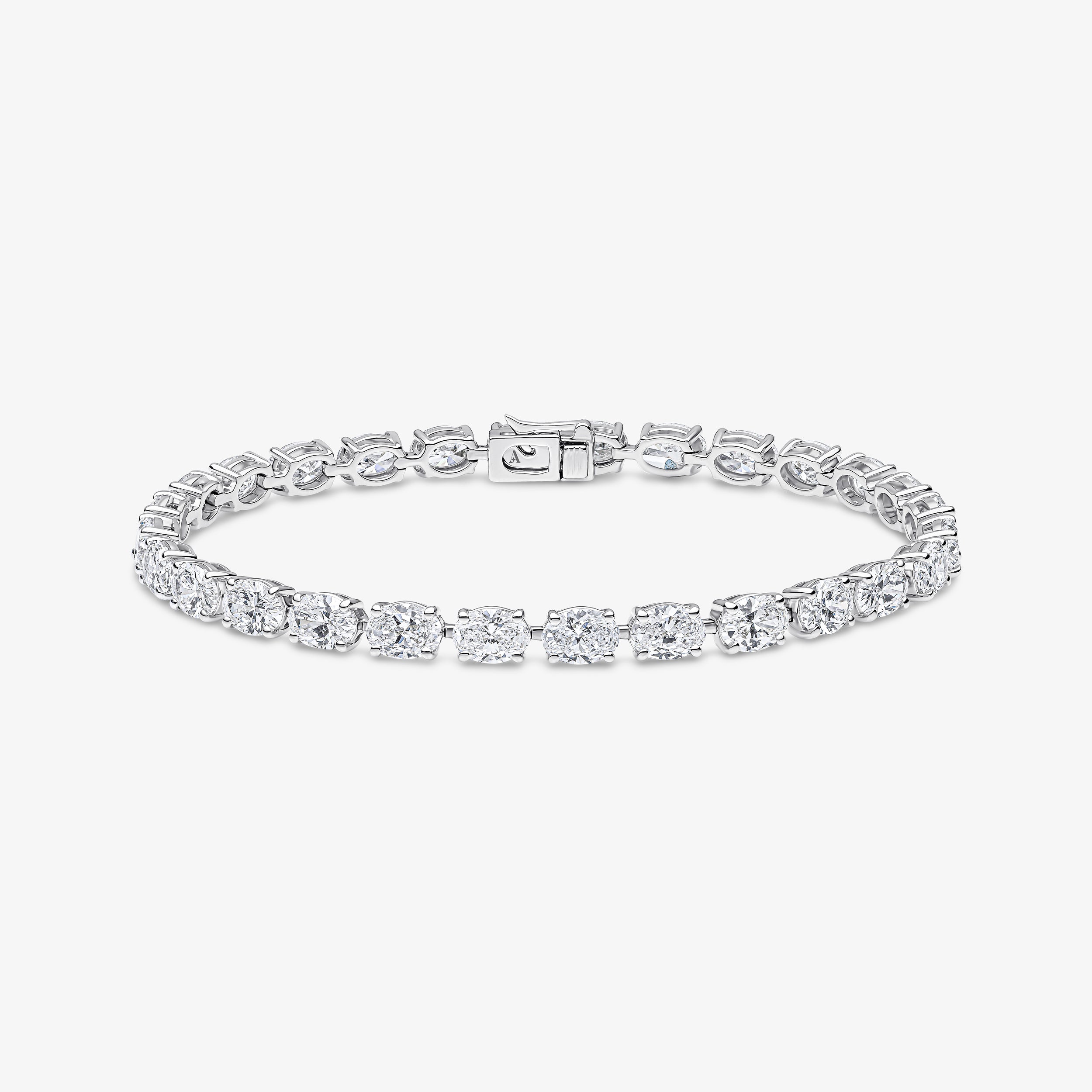 Bracelet tennis avec diamants taille ovale (sertissage horizontal)