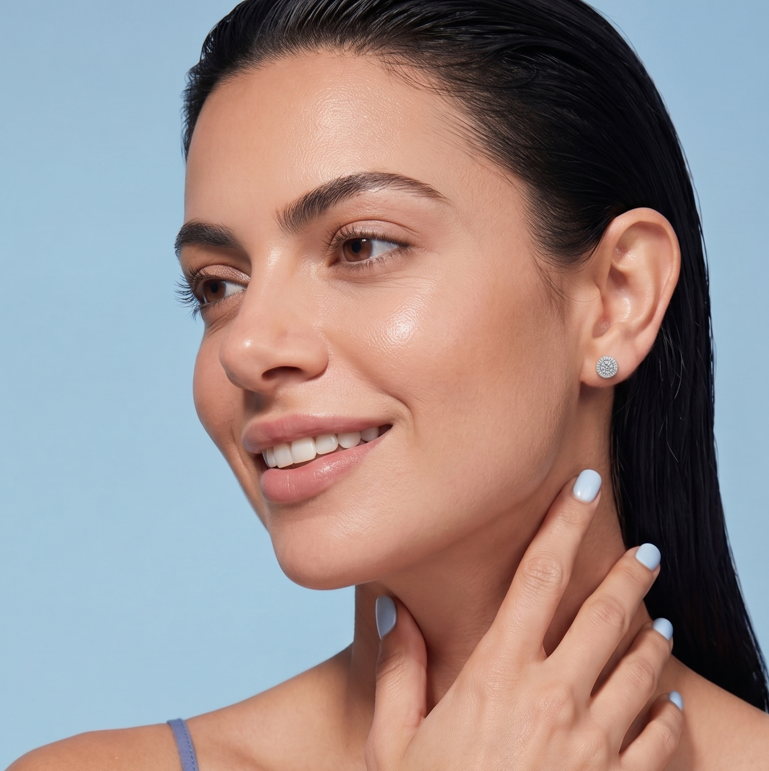 Round Brilliant Cut Halo Studs