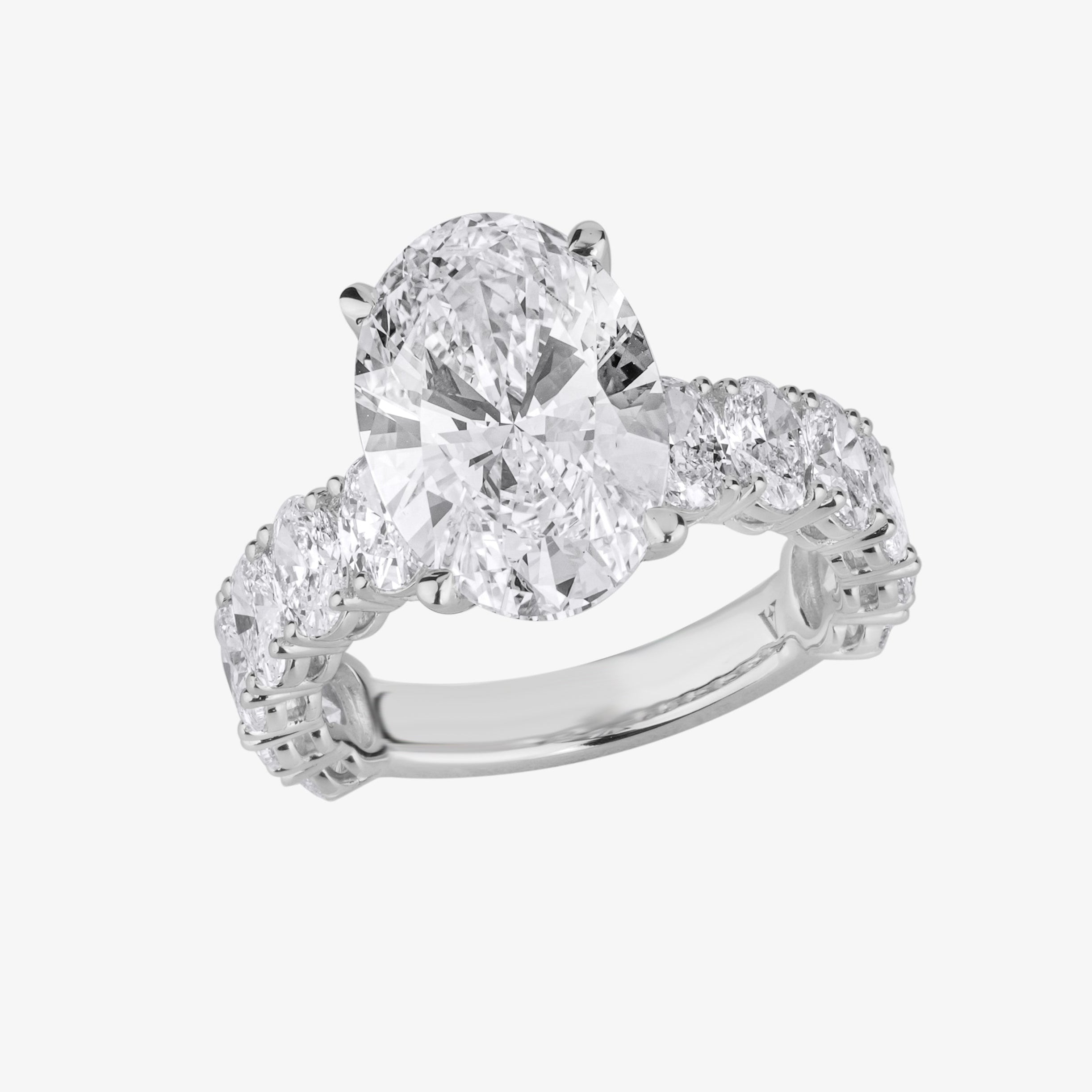 Oval Cut Diamond Engagement Ring